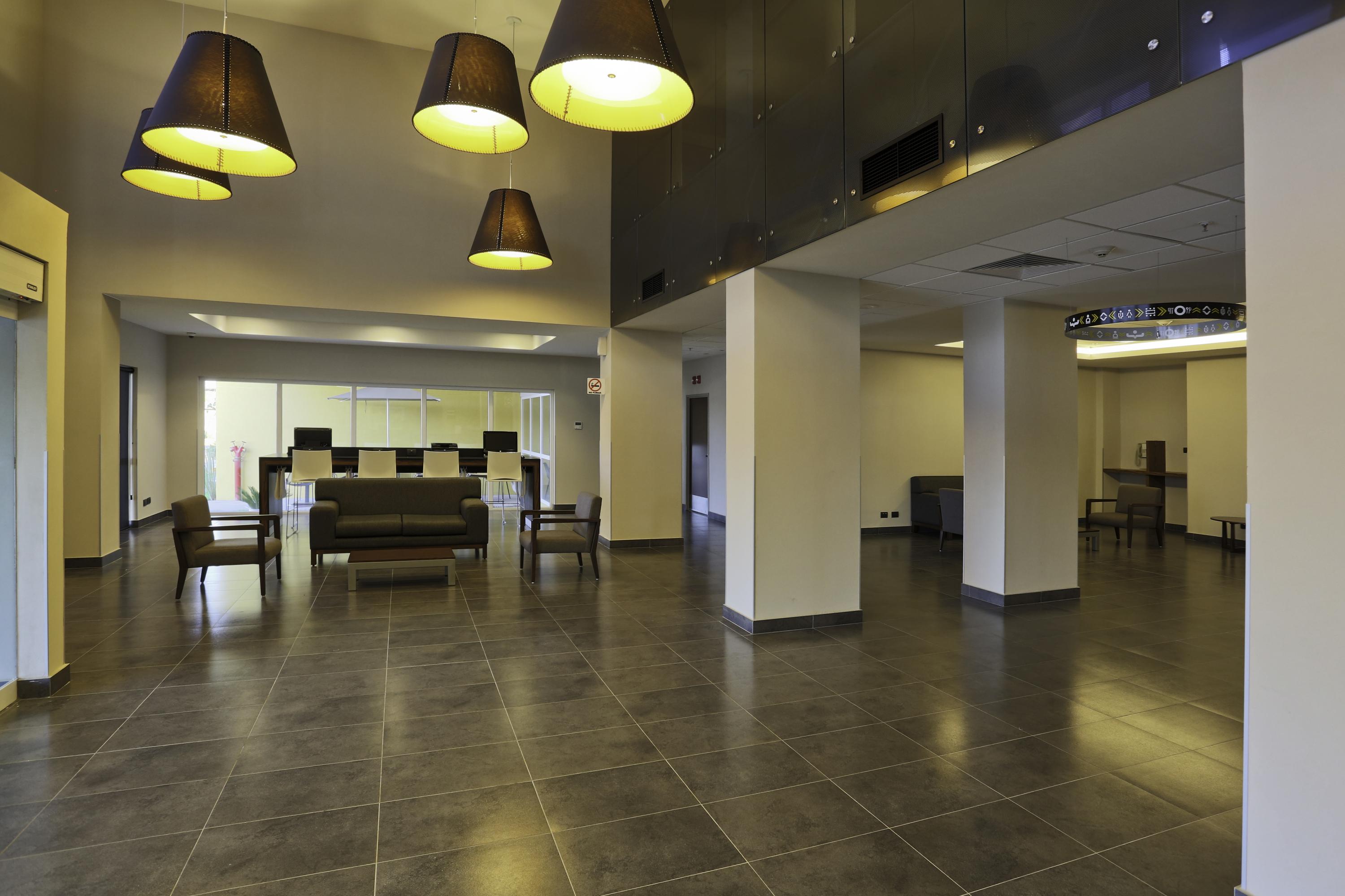 City Express By Marriott Irapuato Norte Exterior photo